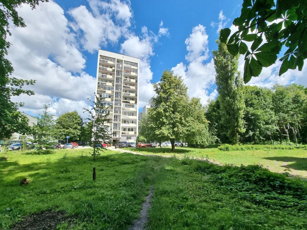 Apartment Komfortowe Mieszkanie W Centrum Lecz Na Uboczu Krakau